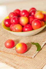 Naklejka na ściany i meble cherry-plums