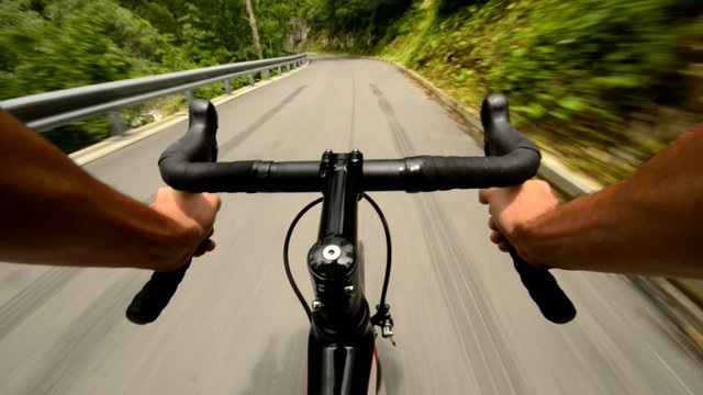 Road cycling wide angle speed shoot