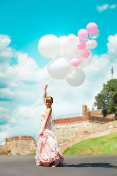 bride with balloons