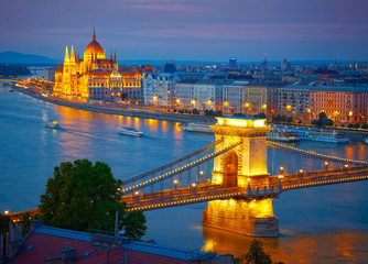 Fototapeta na wymiar Budapest, Hungary. Chain Bridge and the Parliament. HDR