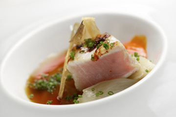 Tuna onions