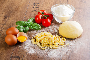 sliced ​​homemade noodles