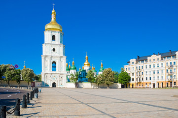 Fototapeta na wymiar St. Sofia's Square in Kiev
