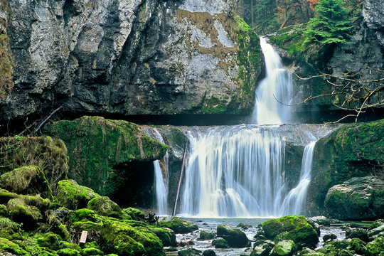 Fototapeta cascade de la billaude jura