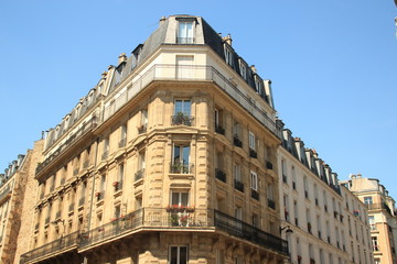 Fototapeta na wymiar Immeuble bourgeois