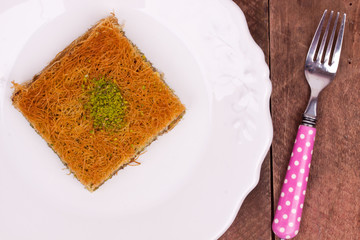 kadayif dessert