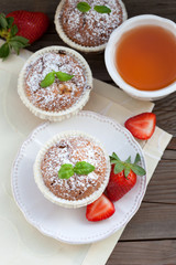 Hot tea and muffins