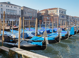 Fototapeta na wymiar Venice - Canal Grande and the dock of gondolas