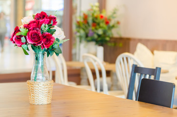 Vase flowers