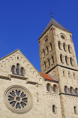 Fototapeta na wymiar Elisabethkirche in DÜSSELDORF