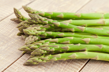 ripe green asparagus