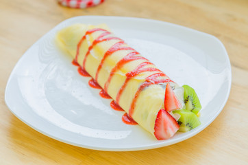 Fruit crepe cake