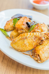 Fried chicken wings