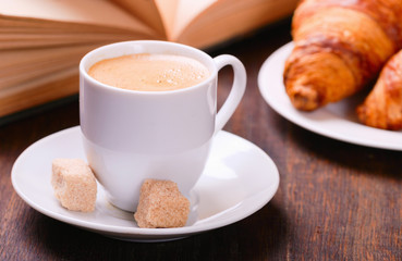 coffee & croissant
