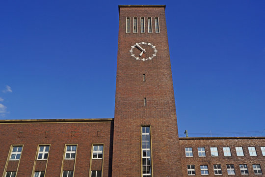 Uhrturm D&Uuml;SSELDORFER Hauptbahnhof