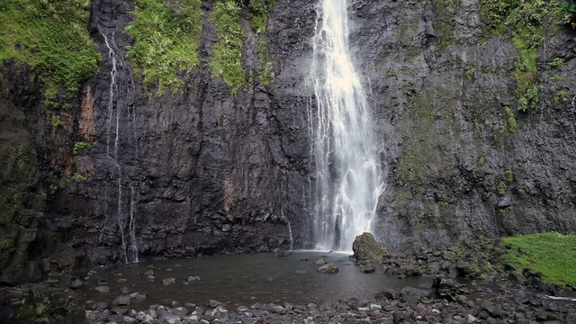 waterfall. Polynesia. Tahiti