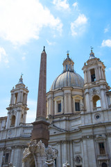 Obraz premium Egyptian obelisk Santa Agnese church