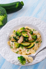 Farfalle pasta with zucchini and broccoli
