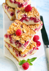 Raspberry crumble