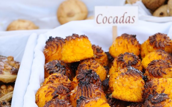 Cocadas, coconut candles.