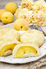 Apricot in pastry