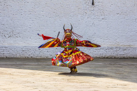 masked dancer