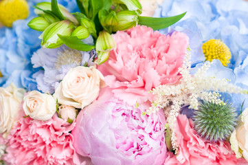 bright luxury wedding bouquet