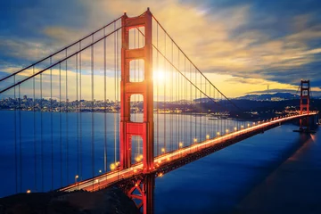 Deurstickers Beroemde Golden Gate Bridge bij zonsopgang © Frédéric Prochasson