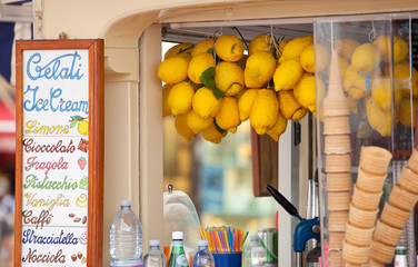 Lemon ice cream kiosk in Capri - 67219624