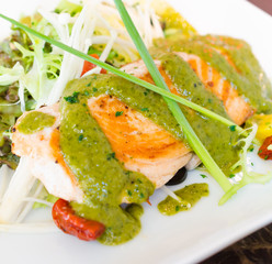 Grill salmon