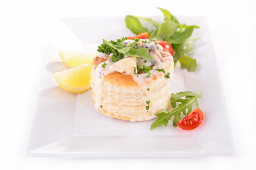 puff pastry filling with mushroom and chicken