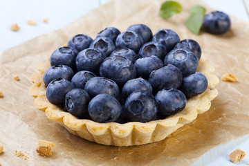 Tartlets with blueberries