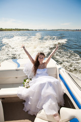 Fototapeta na wymiar bride on the boat