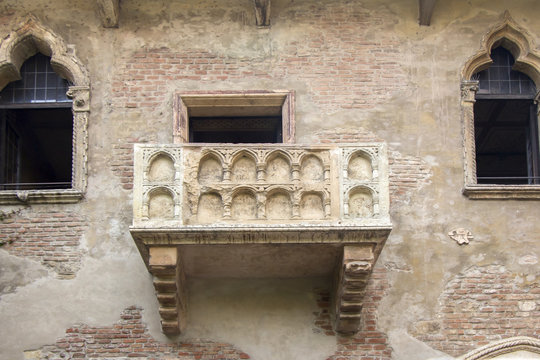 Romeo And Juliet Balcony