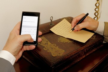 schreiben früher und heute, smartphone gegen post brief