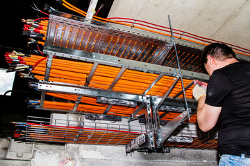 Test cable route