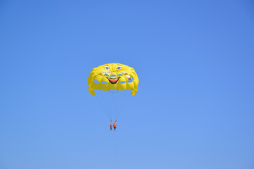 Parasailing1