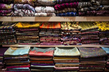 stoffe nel bazar - Istanbul