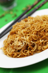 Fried noodles with black bean sauce