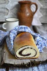 Poppyseed roll.