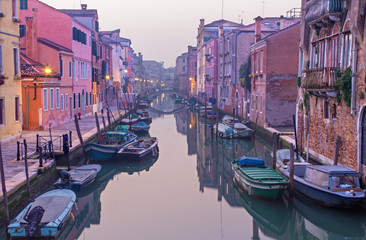 Fototapeta na wymiar Venice - Venice - Fondamenta de la Sensa in morning dusk