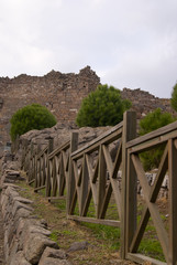 Pergam wall