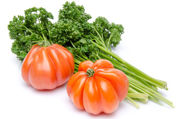 Beefsteak tomatoes with parsley