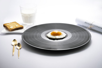 Breakfast with music