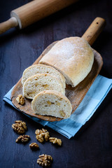 Ciabatta mit Walnüssen
