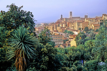 Les anciens quartiers médiévaux de GRASSE ( 06 Alpes maritimes