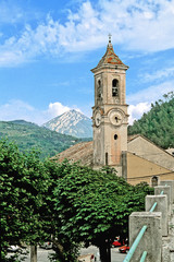 Fototapeta na wymiar L’ESCARENE ( 06 Alpes Maritimes ), Eglise St-Pierre-aux-Liens