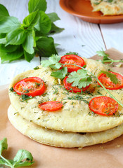 spanish focaccia with tomatoes