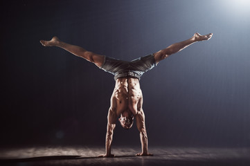 Handstand