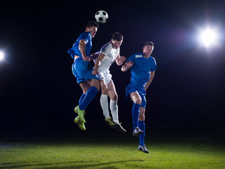 Obraz na płótnie Canvas soccer players duel
